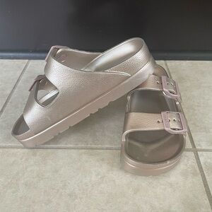 NEW Mia Girls Kiana Platform Sandals size 1